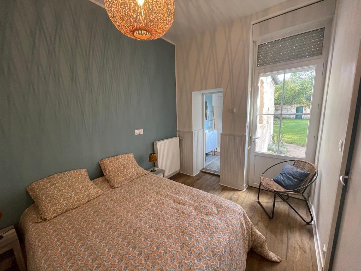 -Le Petit Rochelais- Centre Ville, Stationnement, Netflix - Ideal Couples, Familles, Business Niort Bagian luar foto