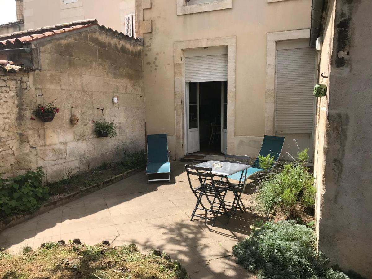 -Le Petit Rochelais- Centre Ville, Stationnement, Netflix - Ideal Couples, Familles, Business Niort Bagian luar foto